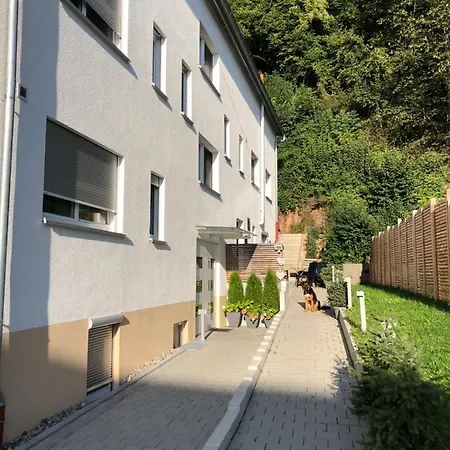 Ferienwohnungen Lamisto am Waldesrand Neckartenzlingen Exterior foto