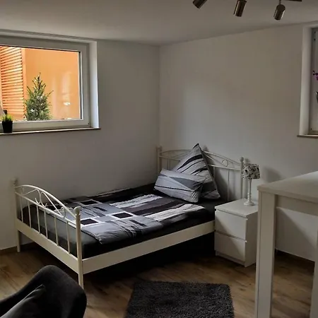 Ferienwohnungen Lamisto am Waldesrand Neckartenzlingen Exterior foto